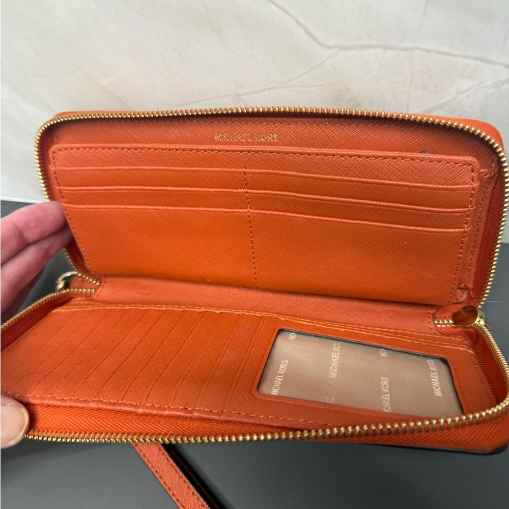 Michael Kors Vibrant Orange Wallet - Picture 5 of 6